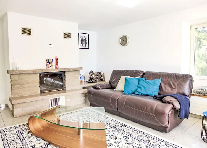 Aaregg By Interhome * ברינץ